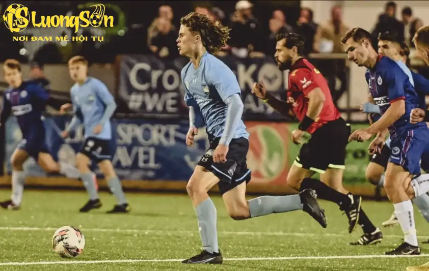 Phân Tích Trận Đấu Sydney United Và Manly United: Cuộc Chiến Kịch Tính Giữa Hai Đội Bóng Đồng Đẳng 2 Sydney United và Manly United - Manly United thi đấu kém cỏi trên sân khách.