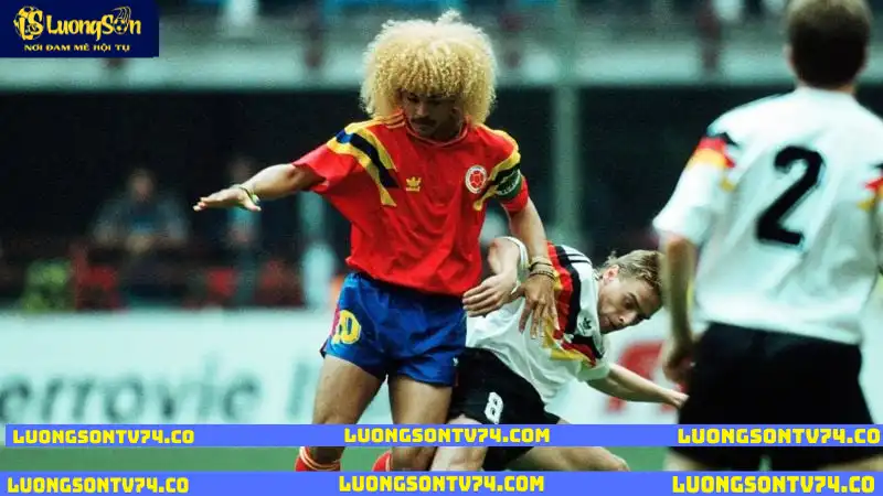 Carlos Valderrama Chinh phục giấc mơ châu Âu bằng lối chơi hào hoa, đầy sáng tạo Carlos Valderrama Chinh phục giấc mơ châu Âu bằng lối chơi hào hoa, đầy sáng tạo
